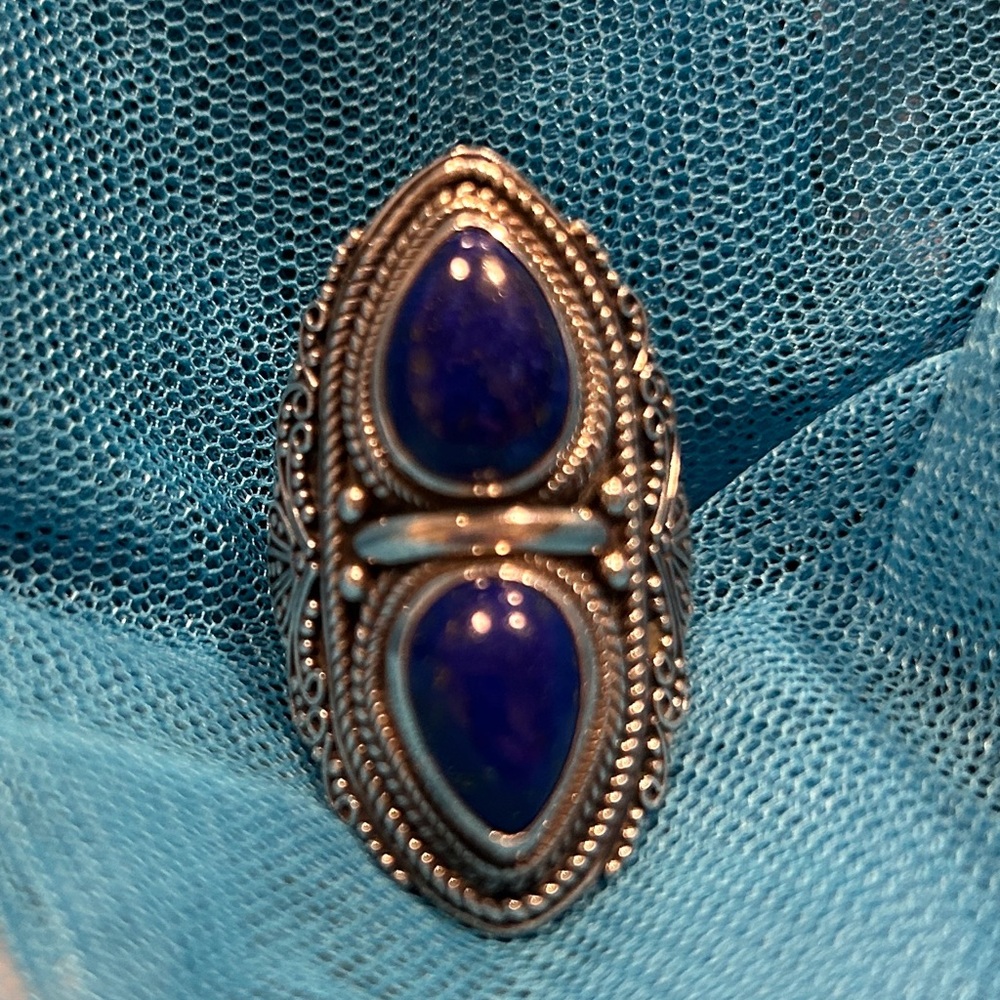 Sterling Silver 925/ Lapis Lazuli
Women's Ring
New Vintage style